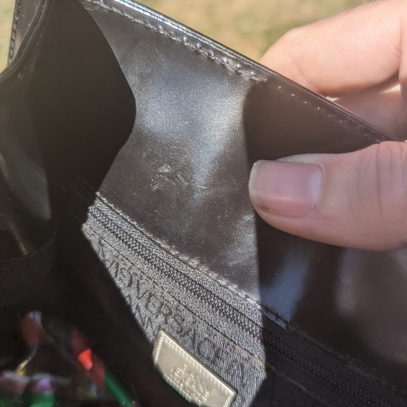 Vintage Versace Patent Black Leather Shoulder Bag - Picture 3 of 6